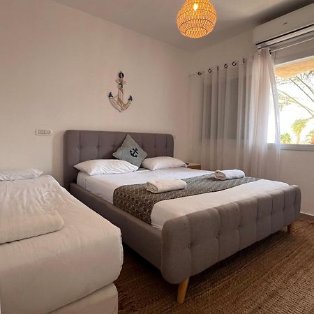 Ferienwohnung King Of The Dead Sea By Crown Neve Zohar Exterior foto