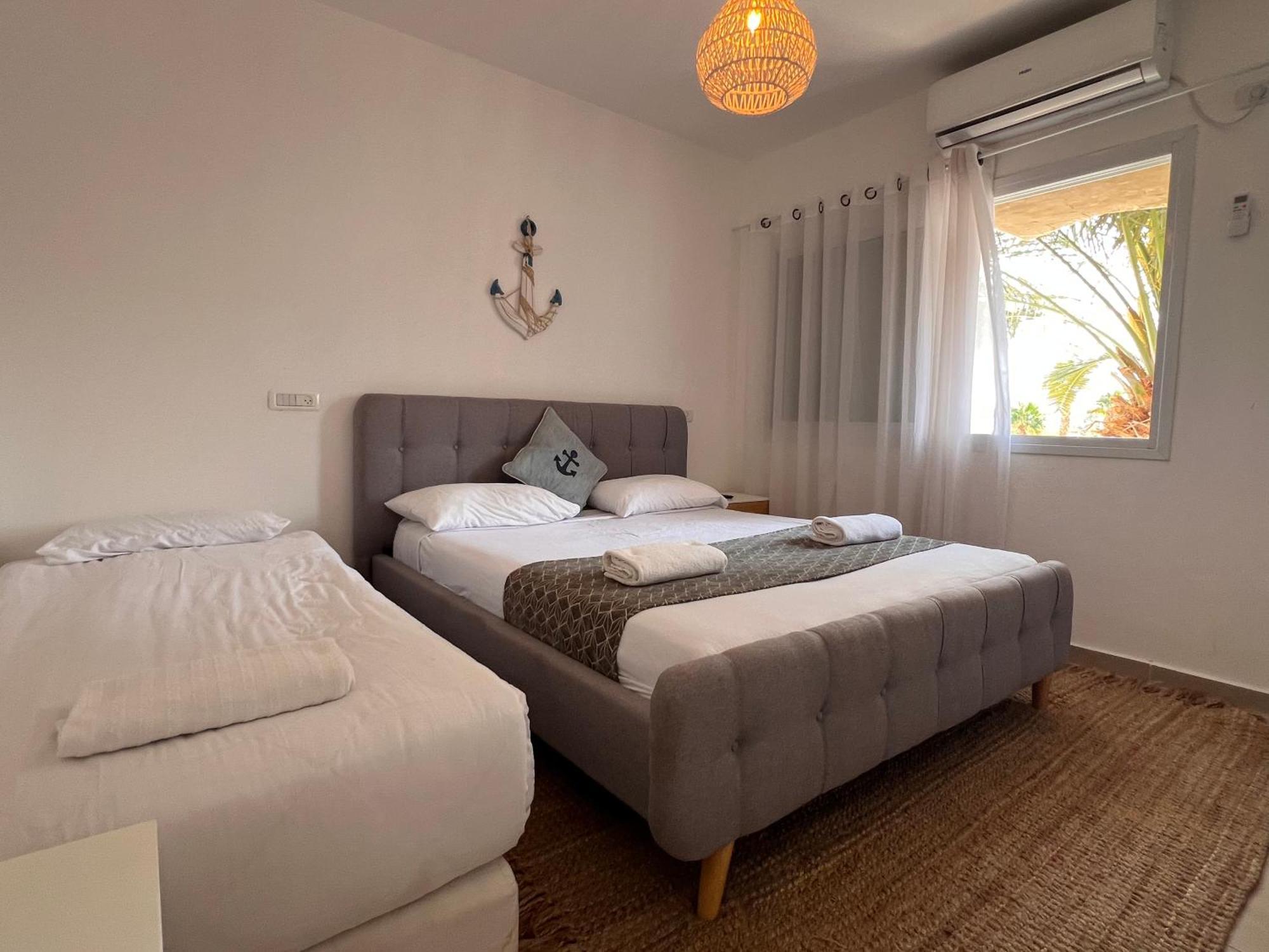Ferienwohnung King Of The Dead Sea By Crown Neve Zohar Exterior foto